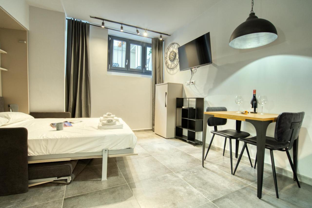 Italianflat - Angolino Dei Navigli Milan Bagian luar foto